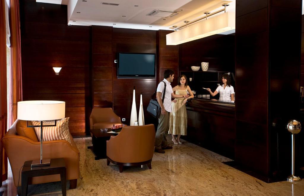 Aparthotel Premier 波德戈里察 内观 照片